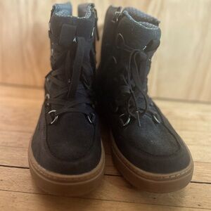 Forsake Lucie Boots - women’s size 9